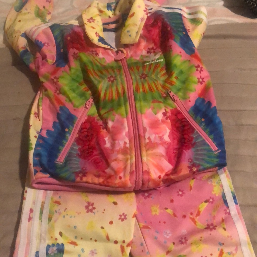 Adidas girls flower tracksuit